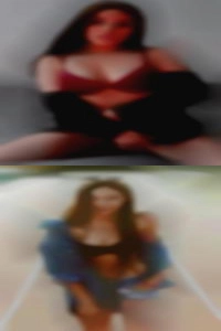Spy naked OH girl in bar for pussy