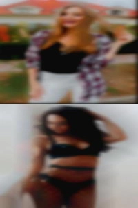 Long legged TX nude girls in open areas