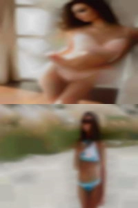Mature woman in Lincoln, United Kingdom latex on tho town